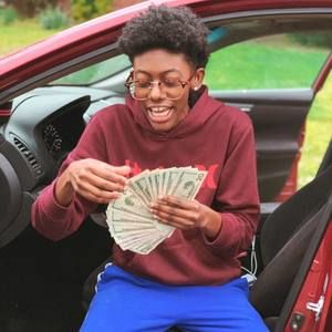 Meet your Posher, Antonio